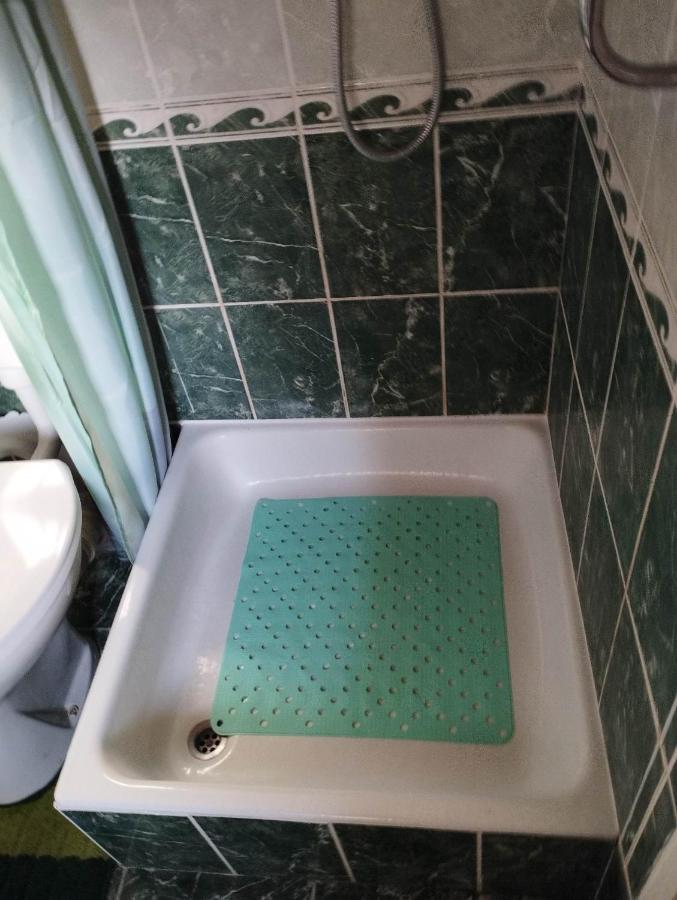 Nóra * Abádszalók